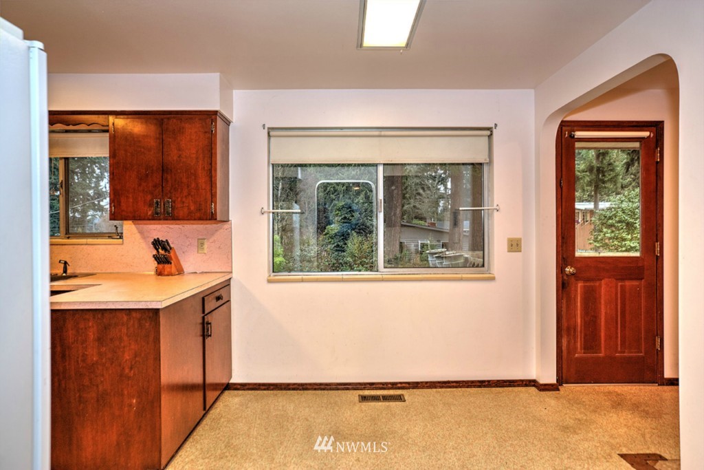 24322 2nd Place West Bothell, WA 98021 - Photo 10 of 25