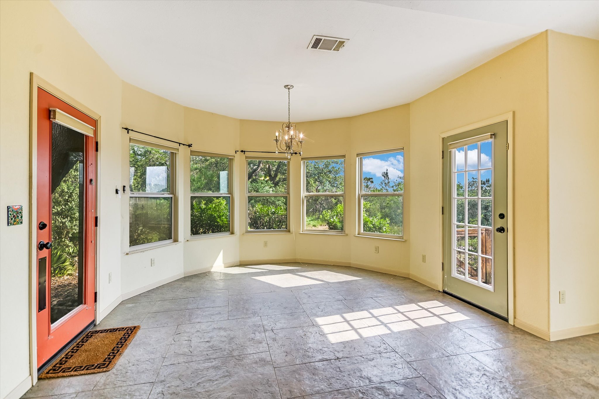 700 Cliffside Road Wimberley, TX 78676 - Photo 4 of 22