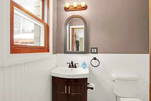 $489,000 | 21 Four Rod Road, Rochester, NH 03867