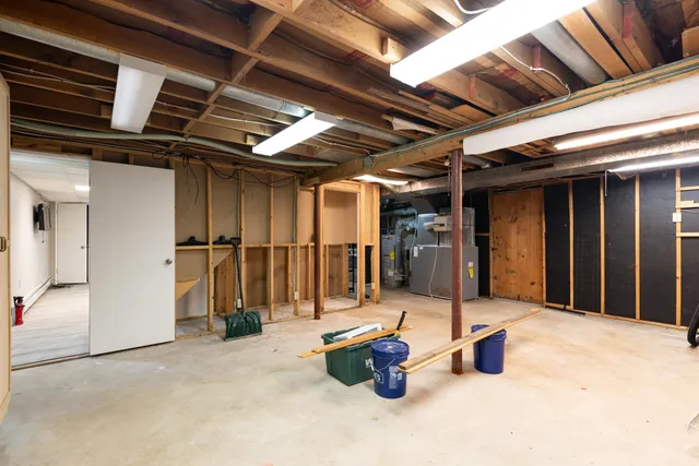 $489,000 | 21 Four Rod Road, Rochester, NH 03867