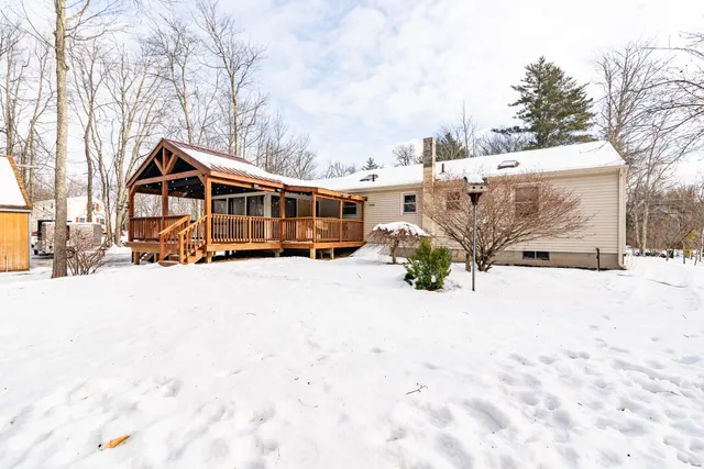 $489,000 | 21 Four Rod Road, Rochester, NH 03867
