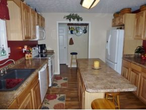 4462 Bloomingdale Road Kingsport, TN 37660 - Photo 2 of 24 Photo 2