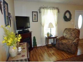 4462 Bloomingdale Road Kingsport, TN 37660 - Photo 8 of 24 Photo 8