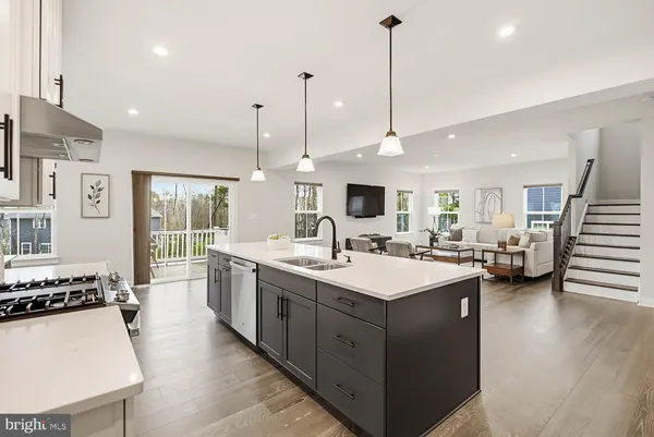 $824,900 | 10907 Green Leaf Run, Spotsylvania, VA 22551