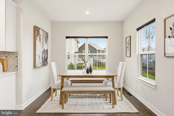 $824,900 | 10907 Green Leaf Run, Spotsylvania, VA 22551