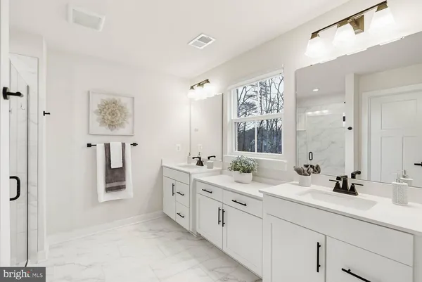 $824,900 | 10907 Green Leaf Run, Spotsylvania, VA 22551