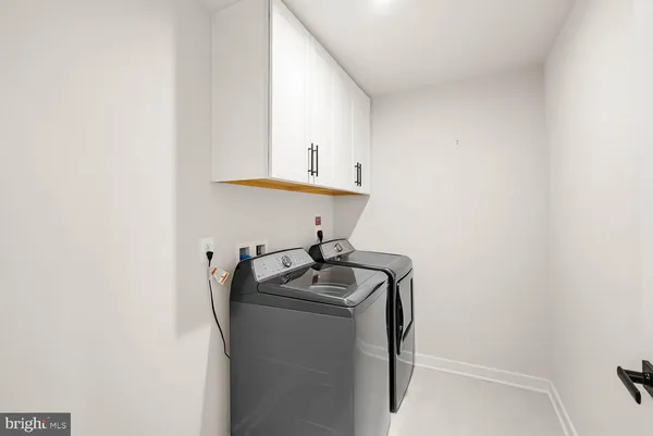 $824,900 | 10907 Green Leaf Run, Spotsylvania, VA 22551