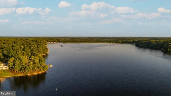 $824,900 | 10907 Green Leaf Run, Spotsylvania, VA 22551