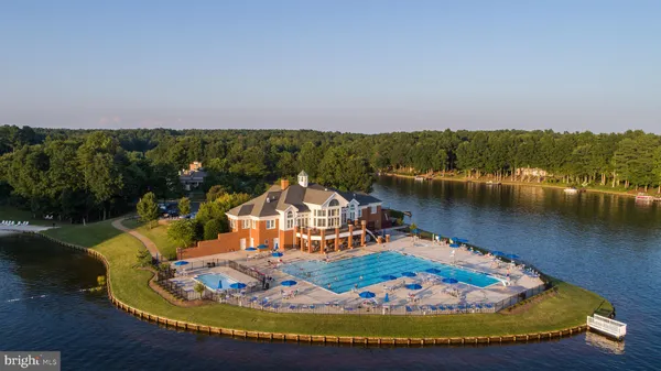 $824,900 | 10907 Green Leaf Run, Spotsylvania, VA 22551