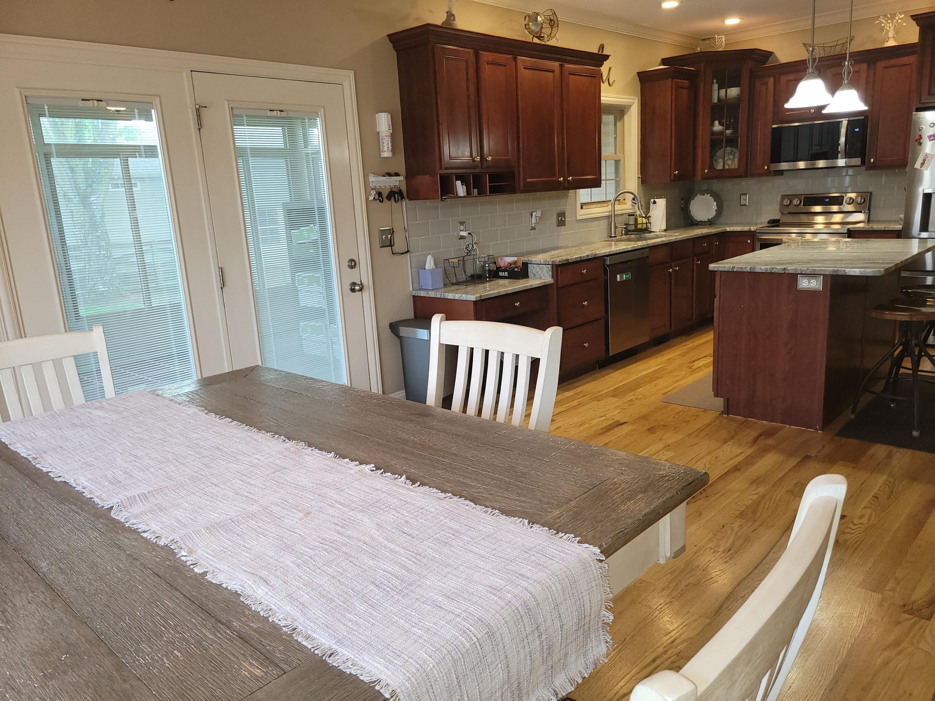 357 South Hill Road Versailles, KY 40383 - Photo 17 of 46 20260423_163059