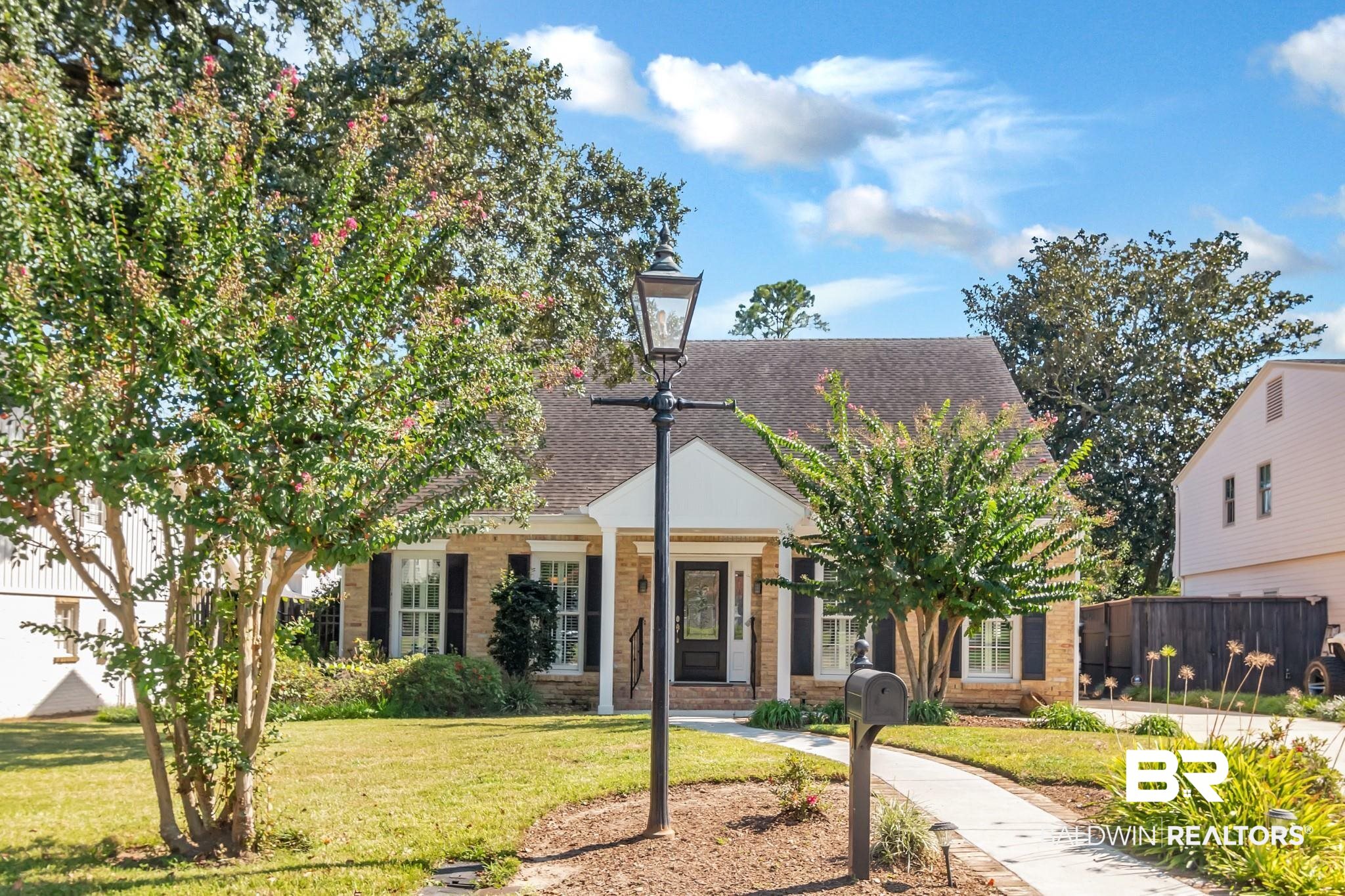 3905 McGregor Court Mobile, AL 36608 - Photo 1 of 38
