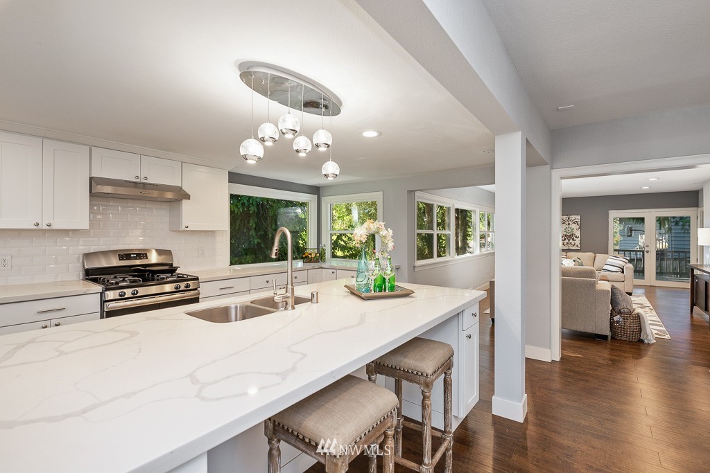 8022 230th Street Southwest Edmonds, WA 98026 - Photo 13 of 40 Gallery Image 13