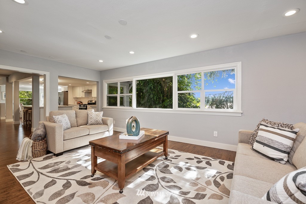 8022 230th Street Southwest Edmonds, WA 98026 - Photo 16 of 40 Gallery Image 16