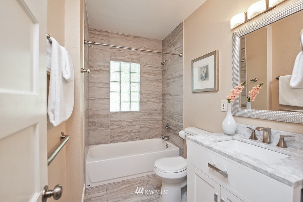 8022 230th Street Southwest Edmonds, WA 98026 - Photo 21 of 40 Gallery Image 21