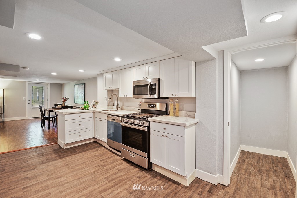 8022 230th Street Southwest Edmonds, WA 98026 - Photo 29 of 40 Gallery Image 29