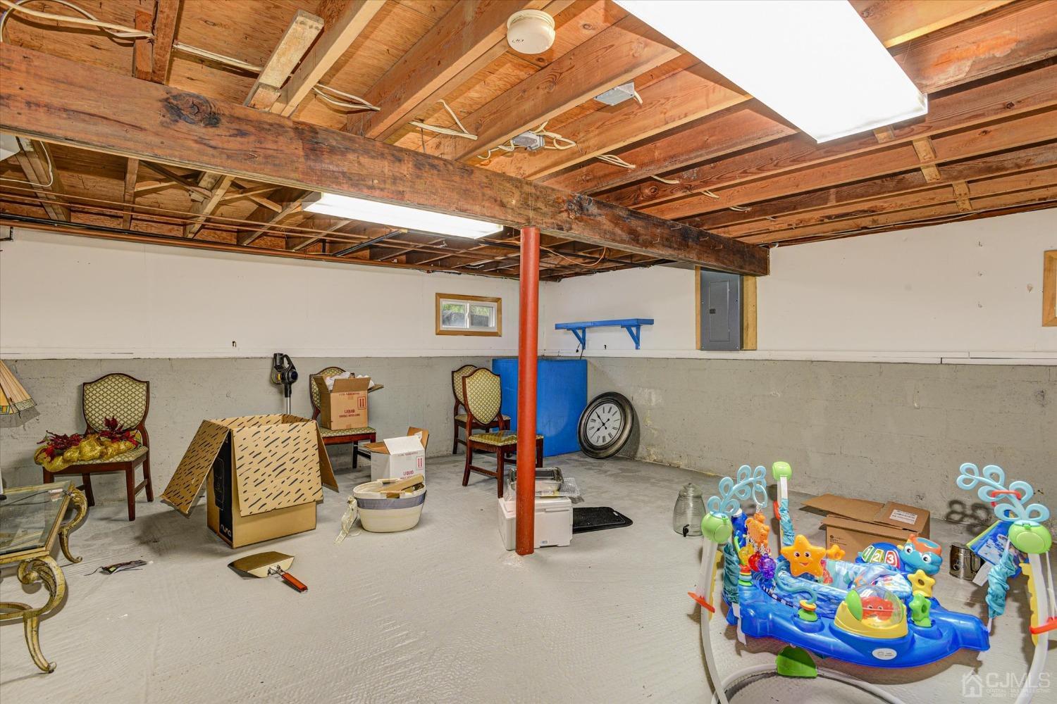 5 Weiss Drive Middlesex, NJ 08846 - Photo 19 of 24 a view of storage and utility room
