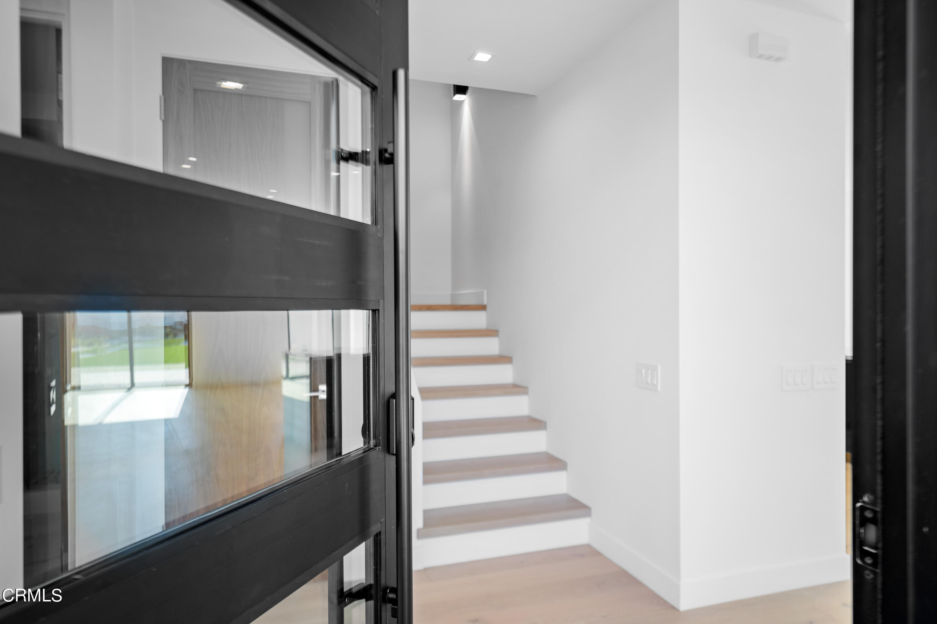 1001 Catamaran Street Oxnard, CA 93035 - Photo 11 of 37 a view of entryway