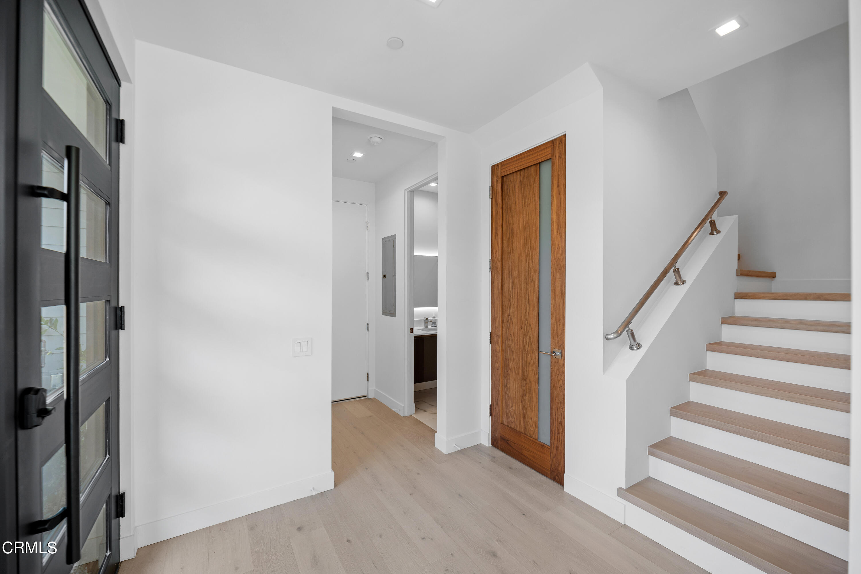 1001 Catamaran Street Oxnard, CA 93035 - Photo 12 of 37 a view of an entryway with staircase