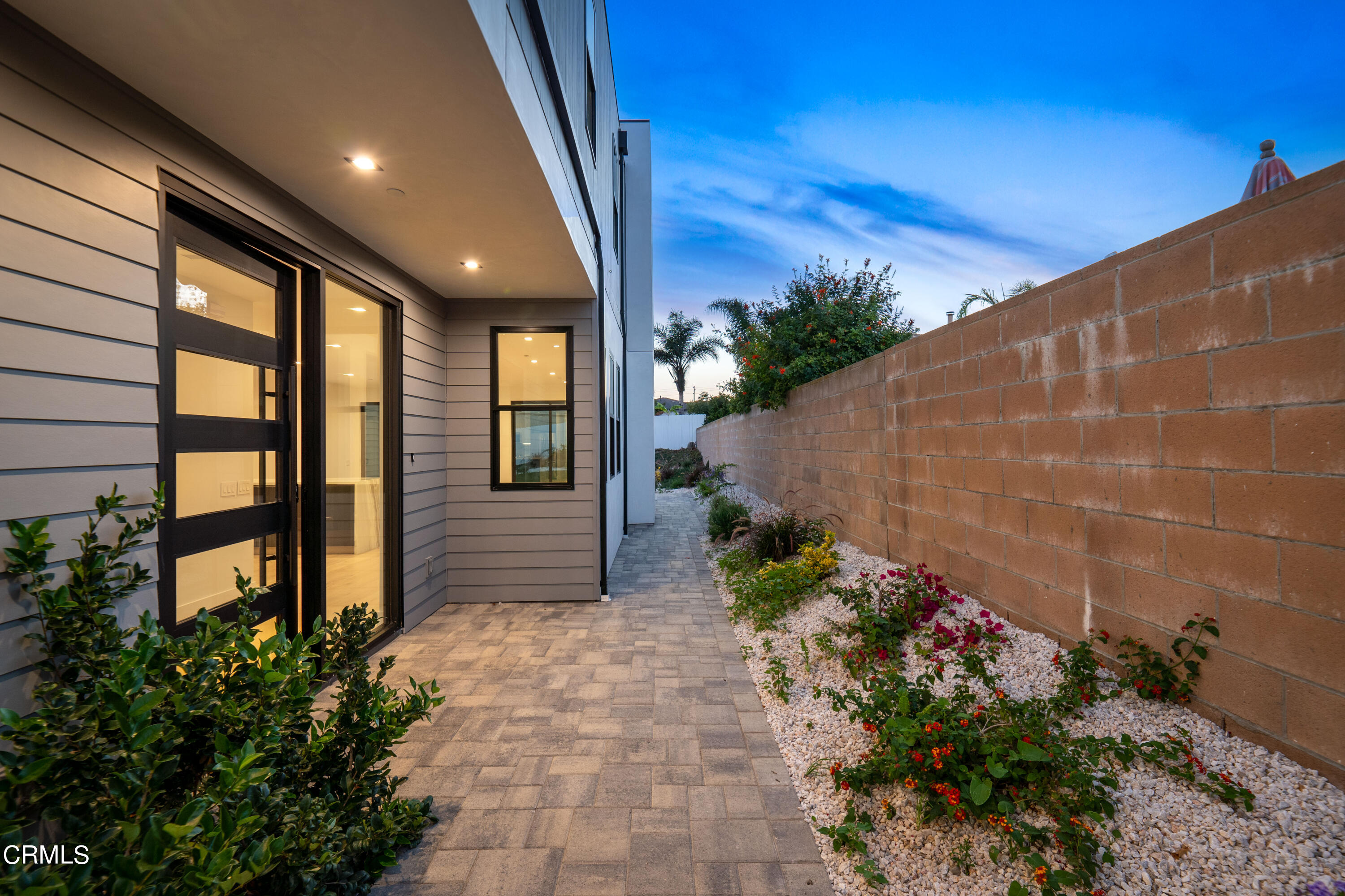 1001 Catamaran Street Oxnard, CA 93035 - Photo 8 of 37