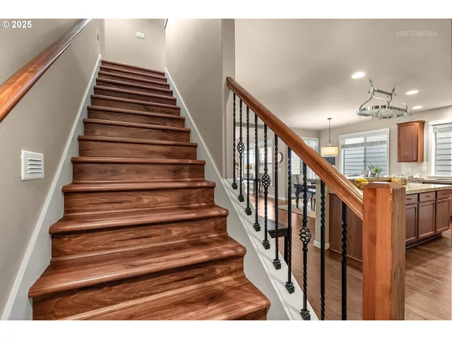 $629,000 | 865 Southwest 90th Avenue, Portland, OR 97225