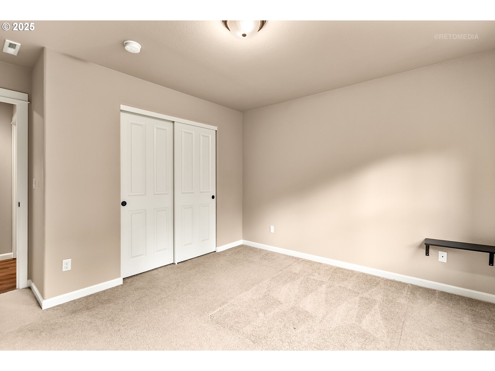 865 Southwest 90th Avenue Portland, OR 97225 - Photo 31 of 36 a view of an empty room