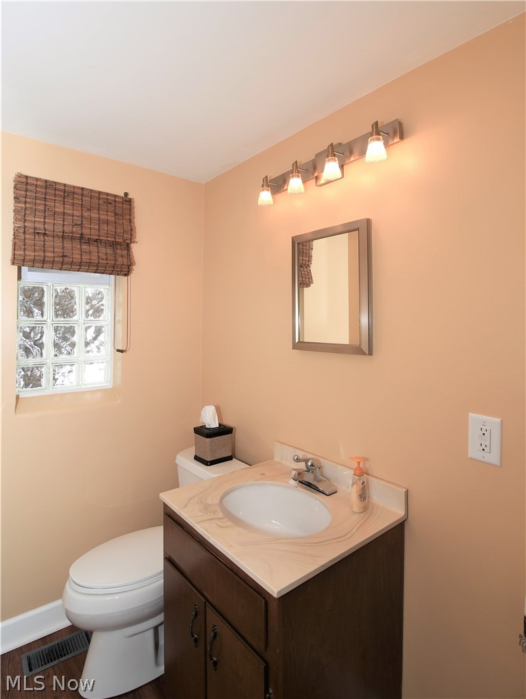 1960 Wyndham Road Akron, OH 44313 - Photo 23 of 28 Gallery Image 23