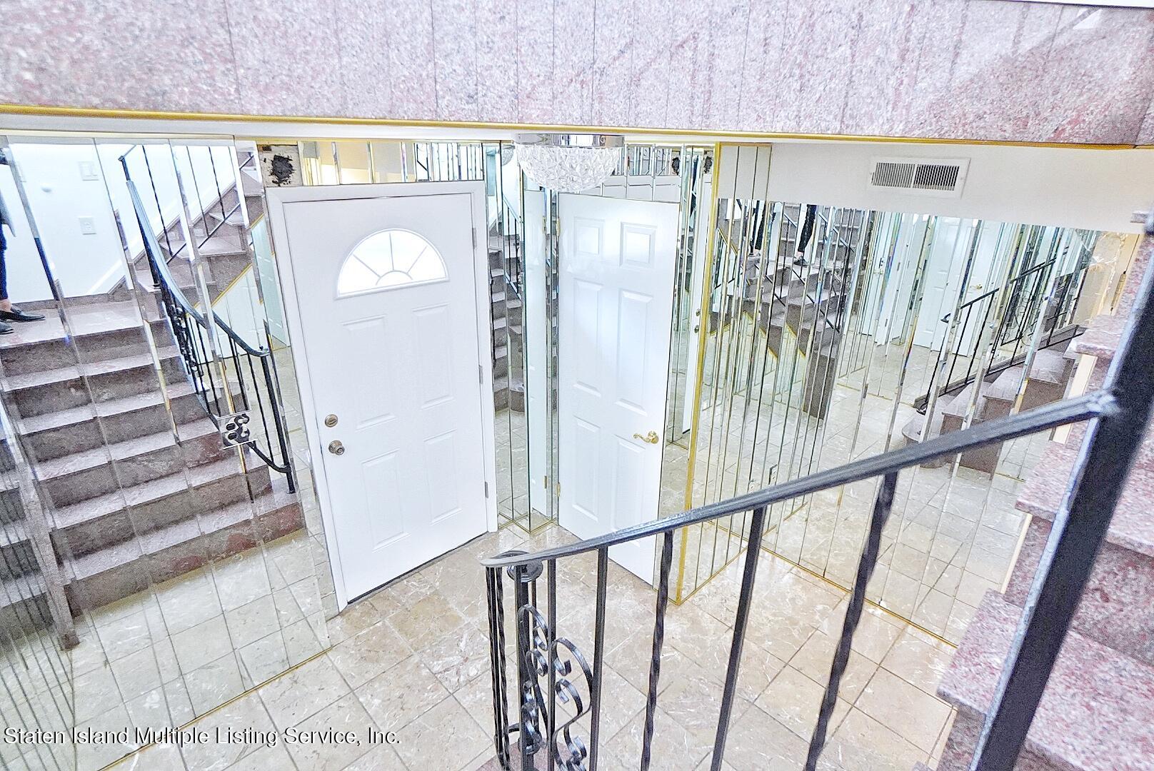 381 Corbin Avenue Staten Island, NY 10308 - Photo 8 of 40 Photo Aug 30 2022, 12 51 00 PM