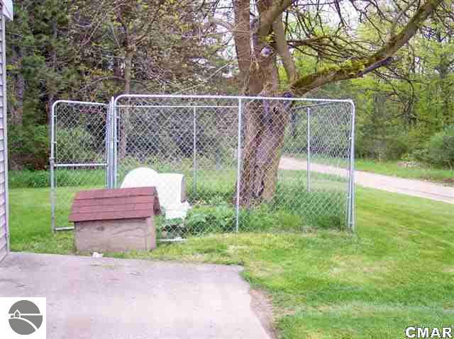 6401 Yankee Road Vestaburg, MI 48891 - Photo 17 of 20 1770519-16.JPG