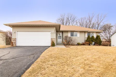 $400,000 | 5735 Yucca Lane North, Plymouth, MN 55446