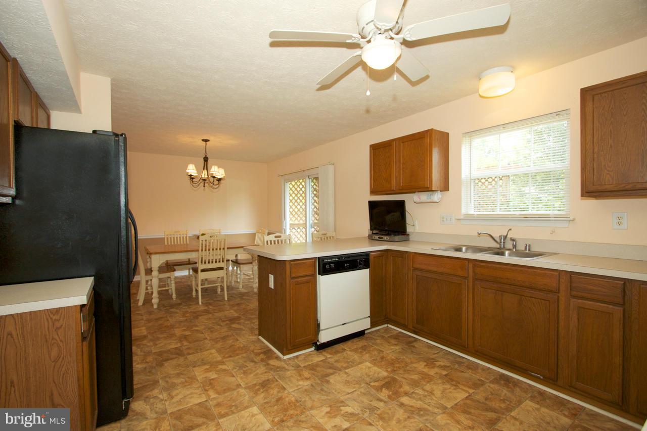 3802 Longley Road Abingdon, MD 21009 - Photo 9 of 19 Kitchen