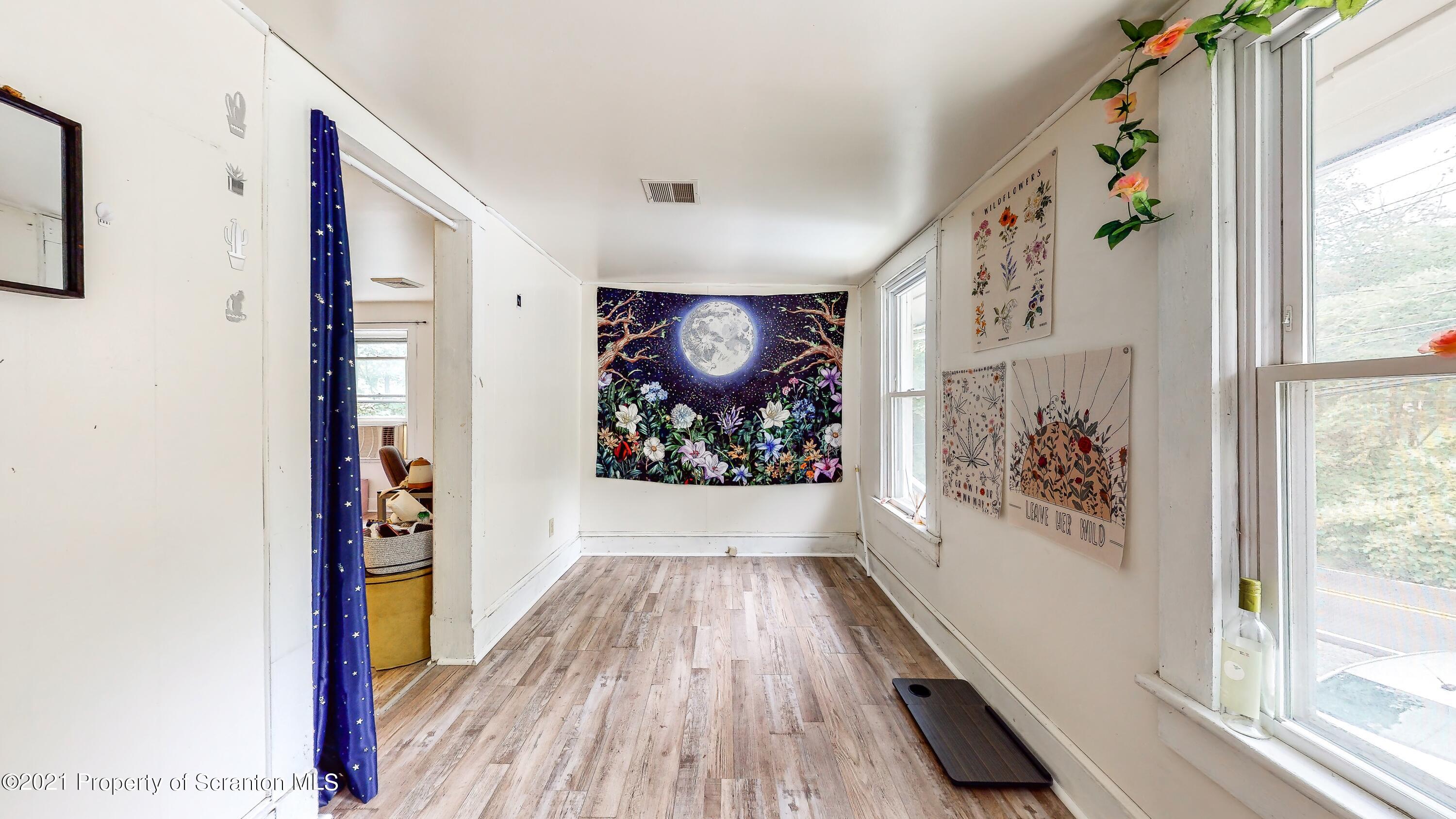210 Layton Road Clarks Summit, PA 18411 - Photo 14 of 26 Gallery Image 14