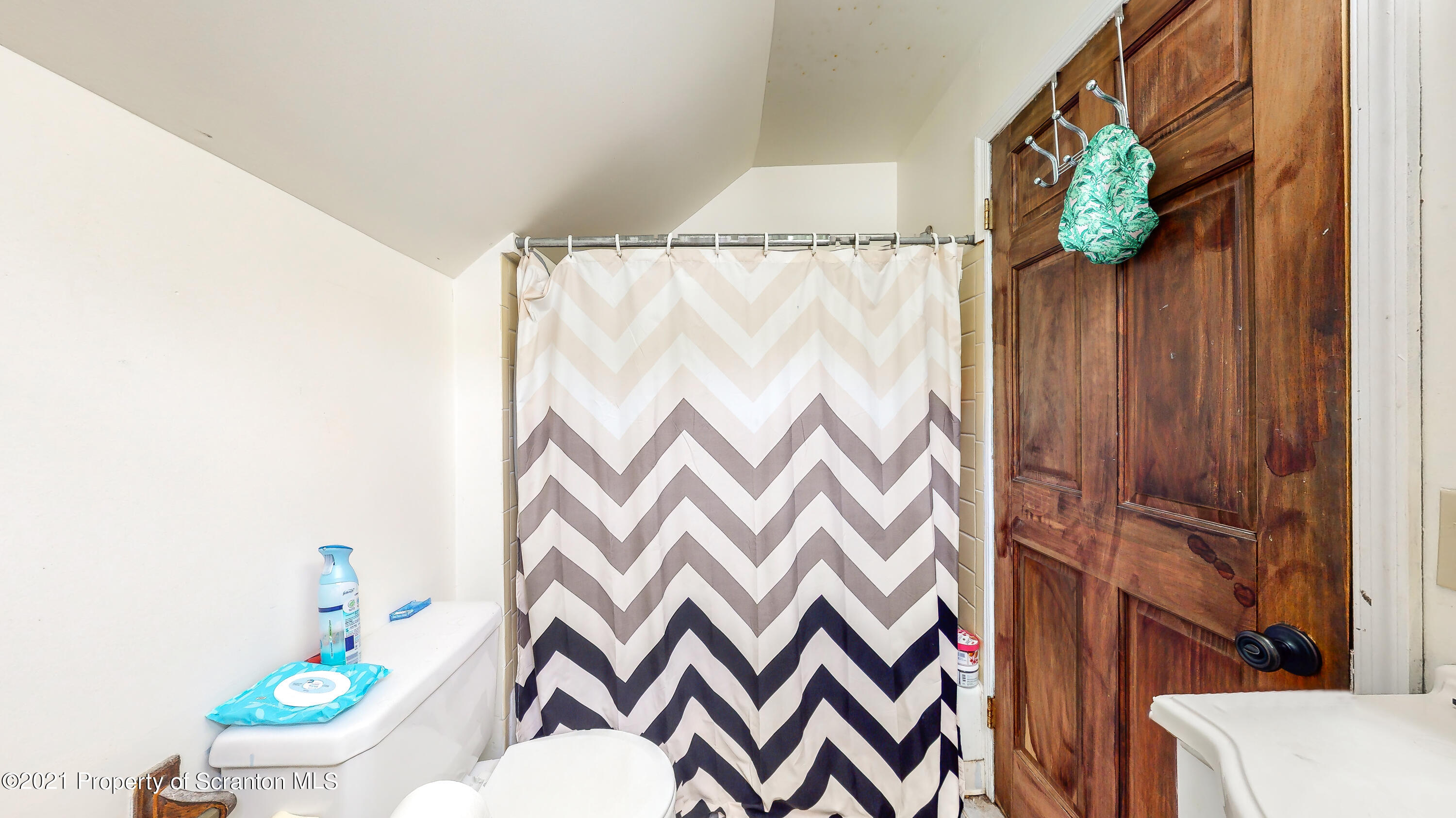 210 Layton Road Clarks Summit, PA 18411 - Photo 8 of 26 Gallery Image 8