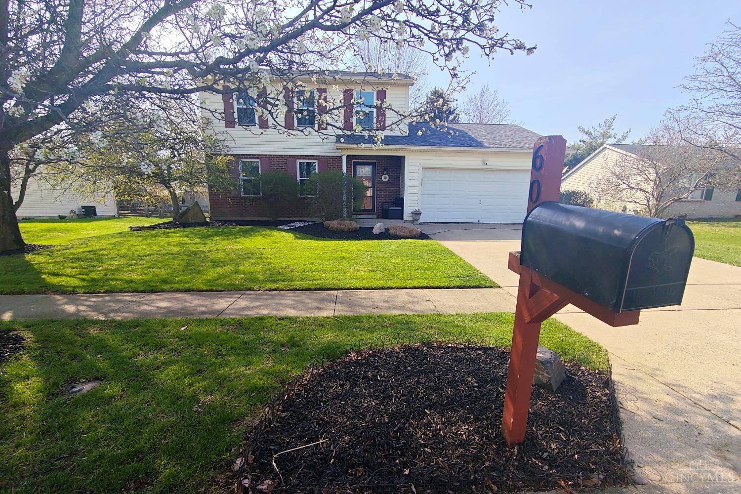609 Fox Chase Way Maineville, OH 45039 - Photo 1 of 23