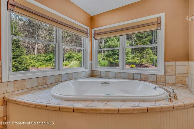 $650,000 | 535 Herrick Ridge, Union Dale, PA 18470