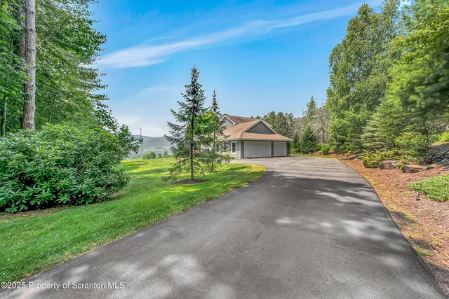 $650,000 | 535 Herrick Ridge, Union Dale, PA 18470