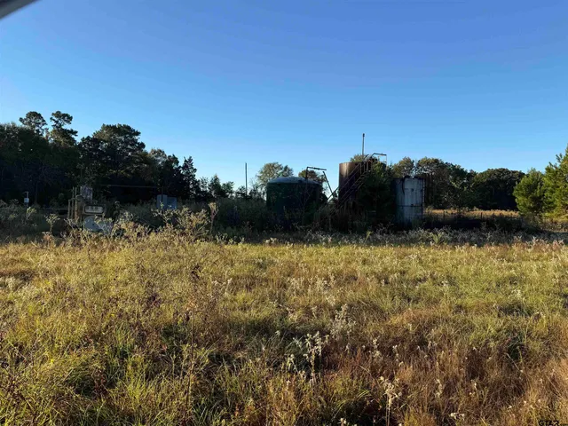 a view of a lake with houses