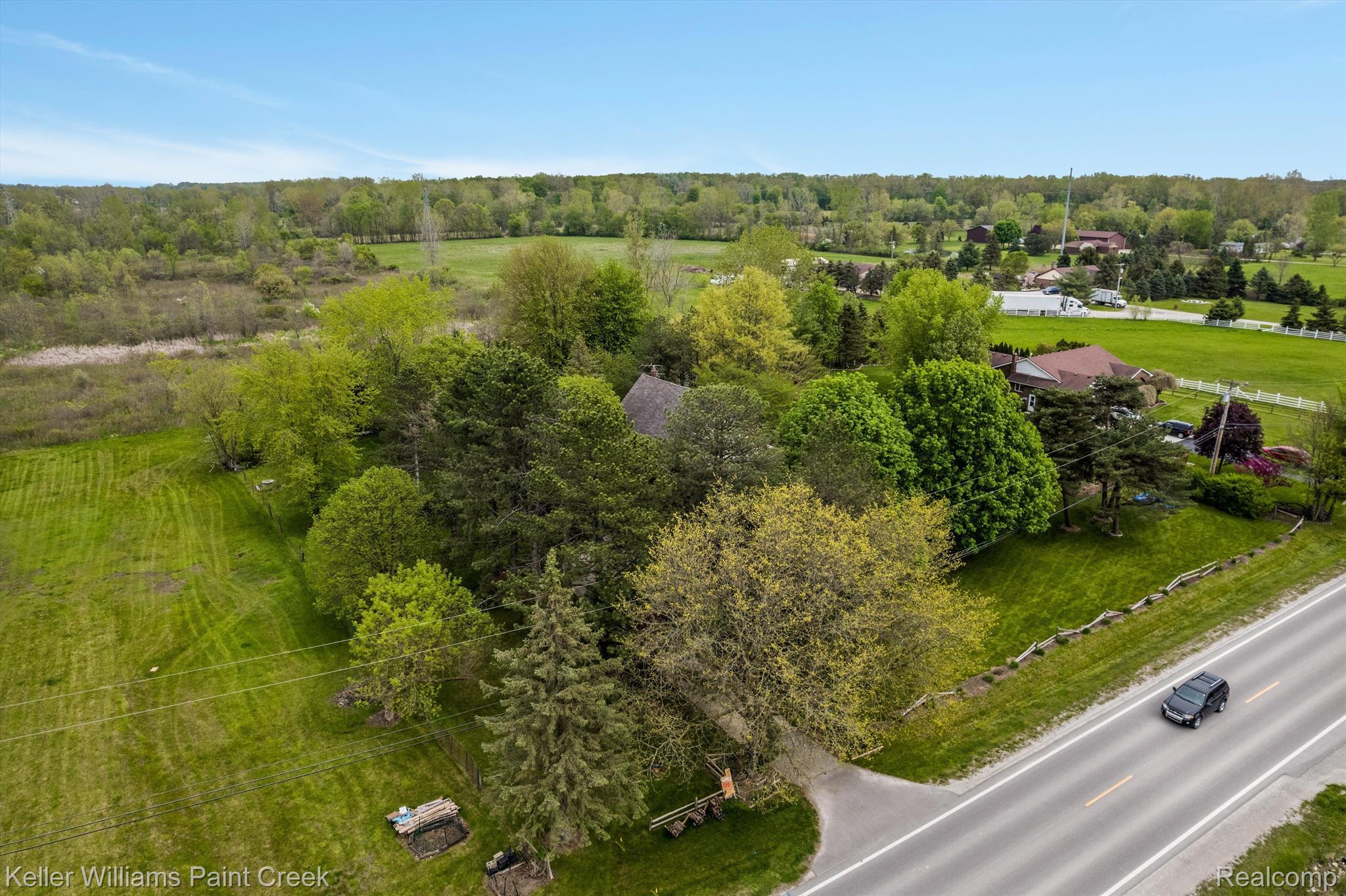 54680 Fairchild Road Macomb, MI 48042 - Photo 6 of 54 Aerial view