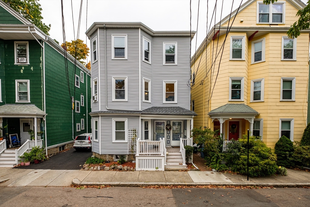 7 Mulford Street, Unit 3 Brookline, MA 02445 - Photo 1 of 27