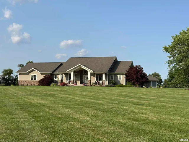 $899,500 | 3024 Wabash 12 Avenue, Mount Carmel, IL 62863