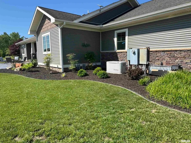 $899,500 | 3024 Wabash 12 Avenue, Mount Carmel, IL 62863