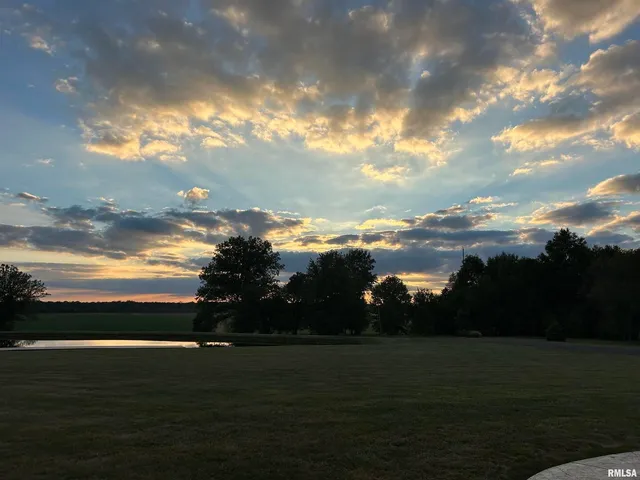 $899,500 | 3024 Wabash 12 Avenue, Mount Carmel, IL 62863