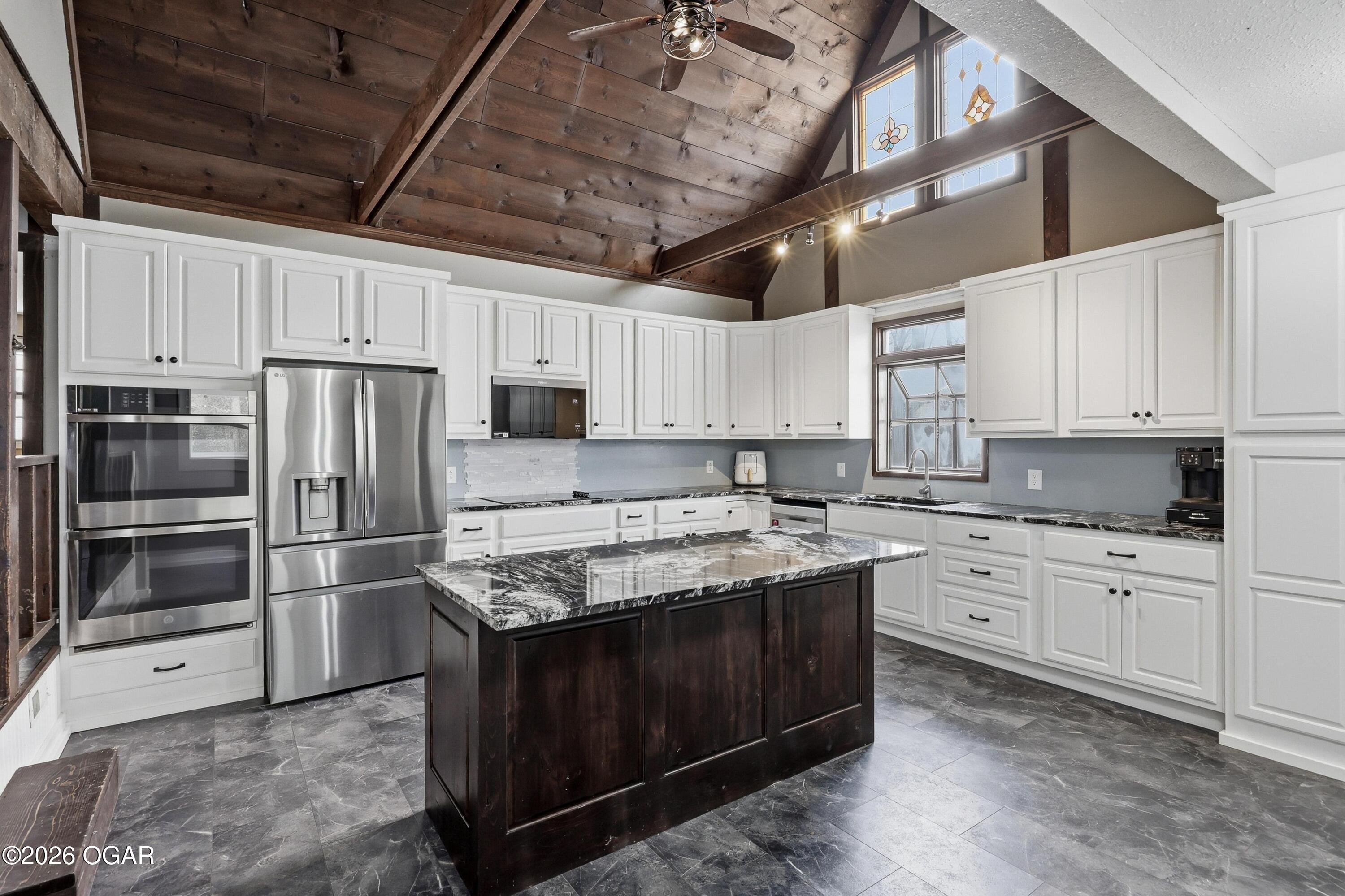11830 Whispering Pines Road Neosho, MO 64850 - Photo 3 of 41 Gallery Image 3