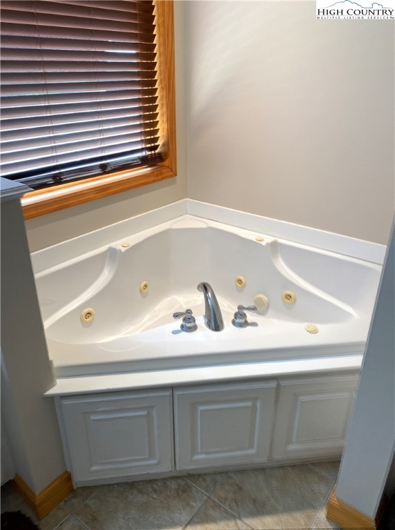 402 Pinnacle Ridge Road Beech Mountain, NC 28604 - Photo 19 of 44 a close view of sink and a tap