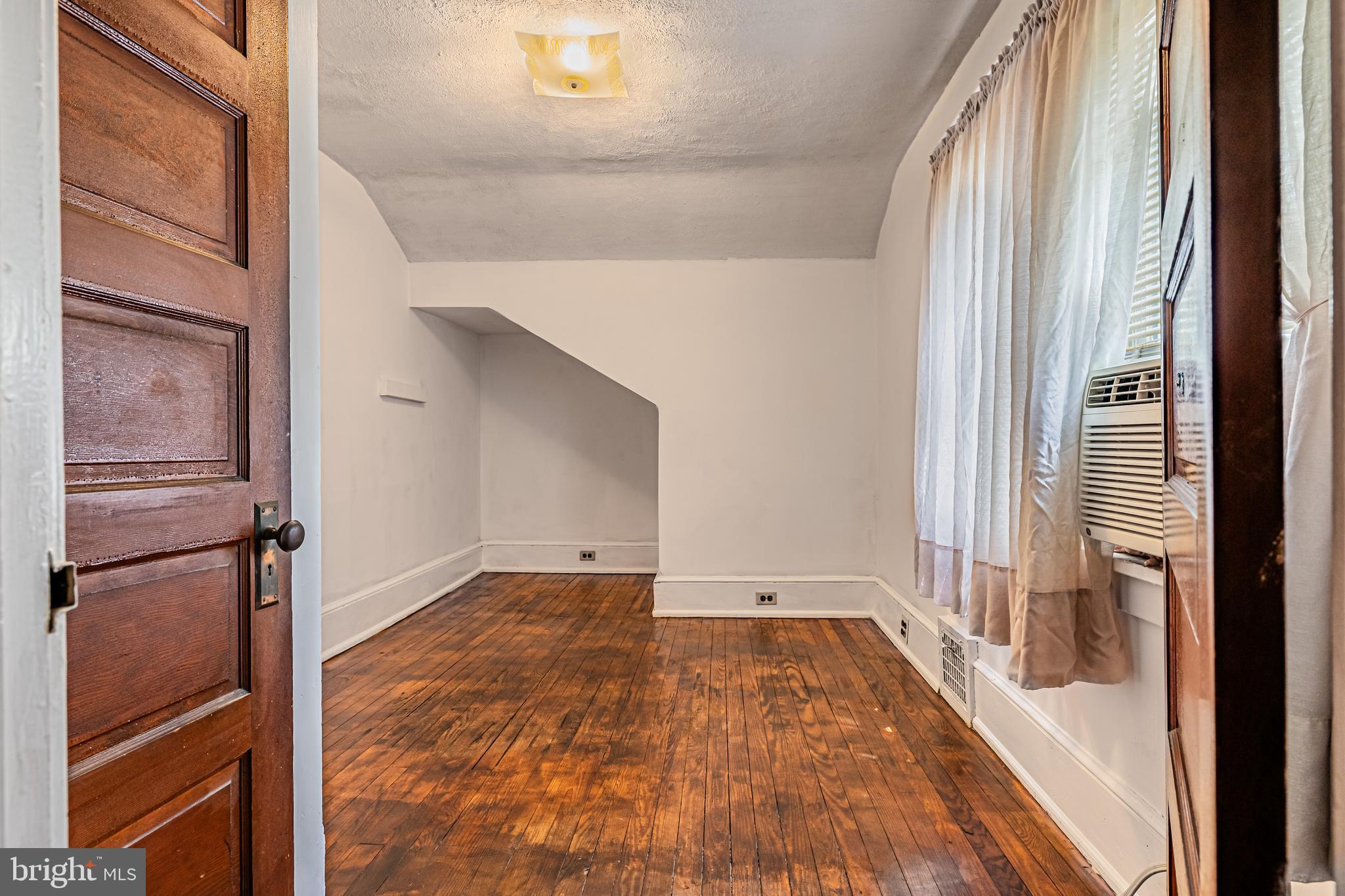 362 South 3rd Street Hammonton, NJ 08037 - Photo 11 of 17