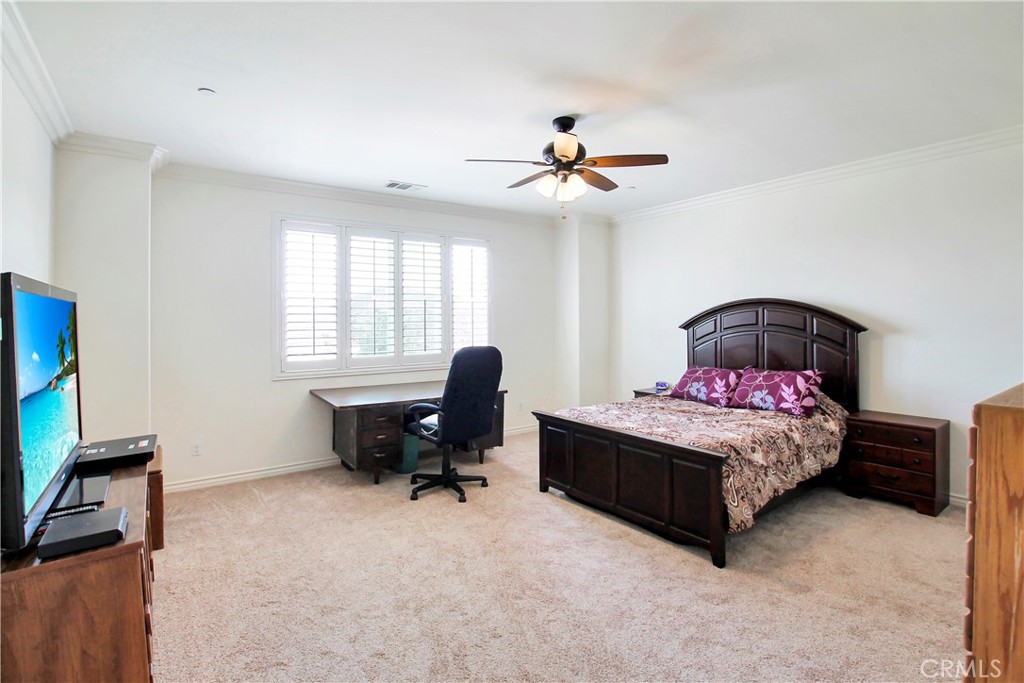 13122 Capricornio Street Riverside, CA 92503 - Photo 9 of 20