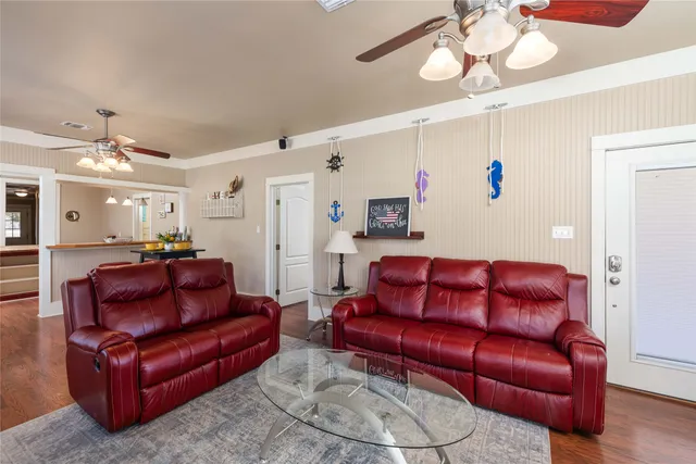 $2,000 | 1012 Buerger Lane, Seguin, TX 78155