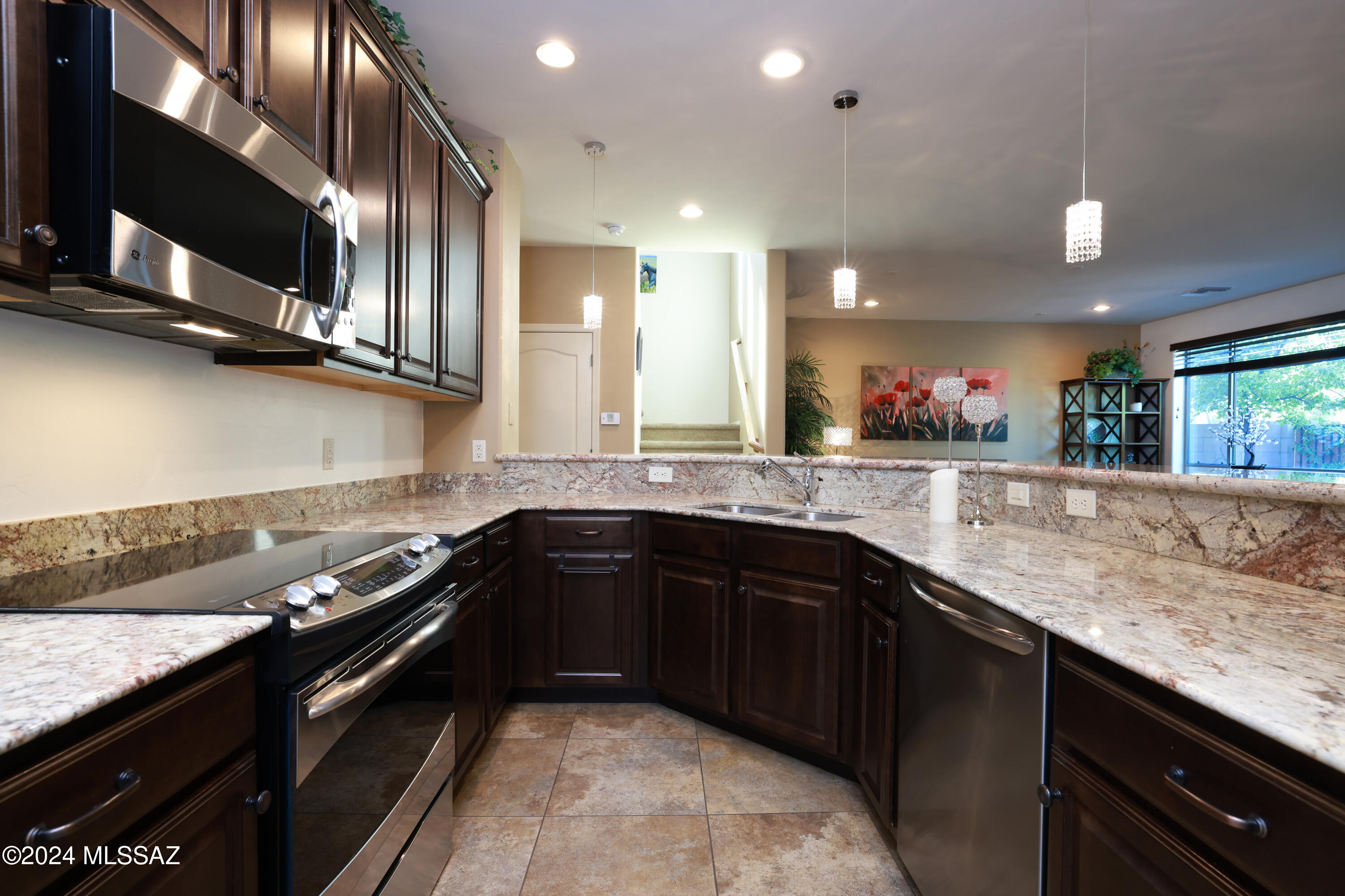 4289 North Golden Ridge Lane Tucson, AZ 85718 - Photo 8 of 33 Gallery Image 8