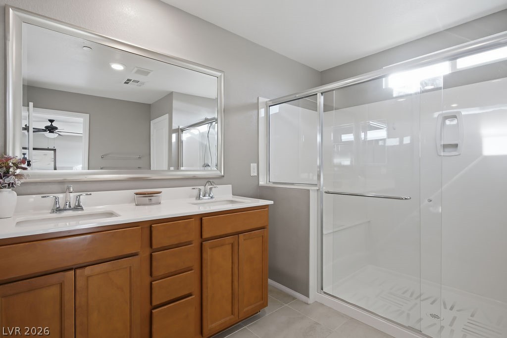 161 Fulgora Street Henderson, NV 89074 - Photo 24 of 45 Main Bathroom