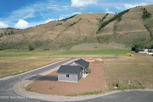 $549,000 | 252 Honeybee Lane, Afton, WY 83110