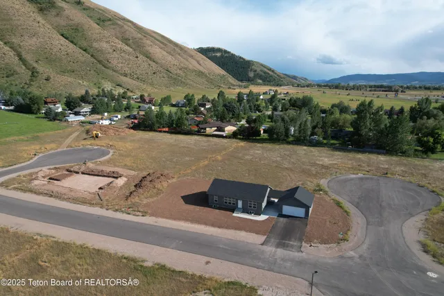 $549,000 | 252 Honeybee Lane, Afton, WY 83110
